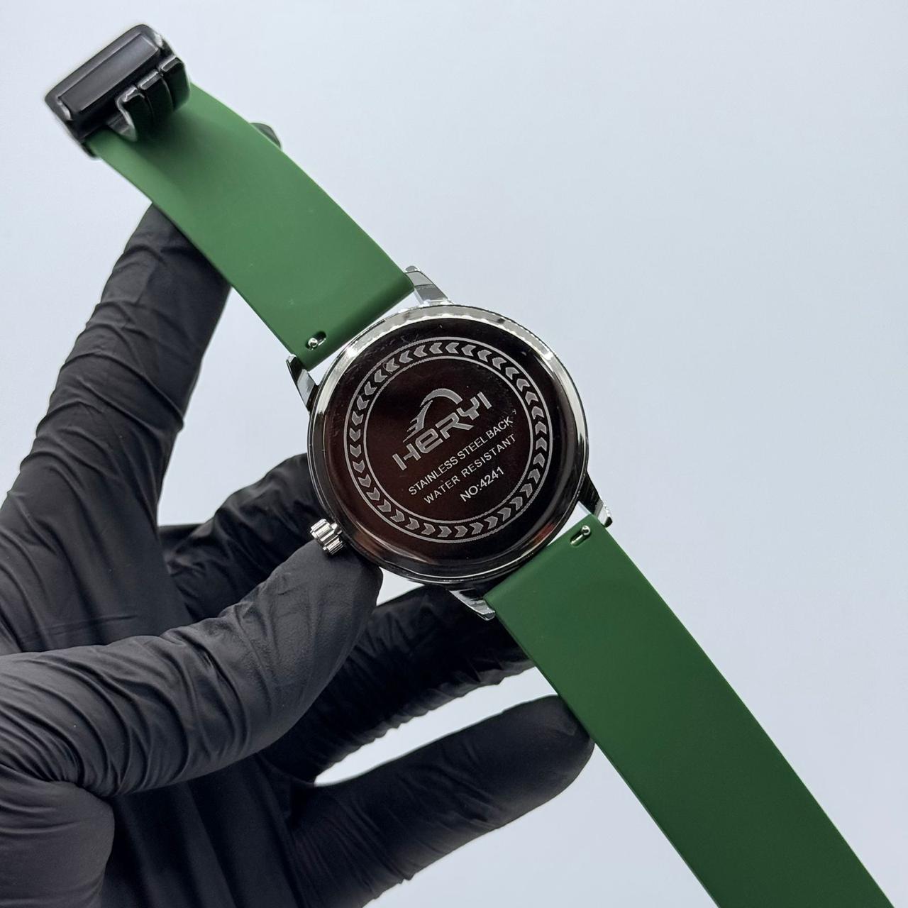 Casino watch with green strap - watch forge